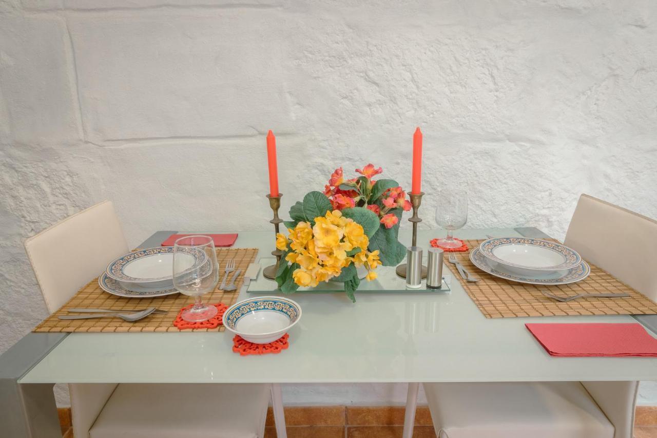 Flatguest Casa Del Sol - Terrace - Parking Vakantiehuis *