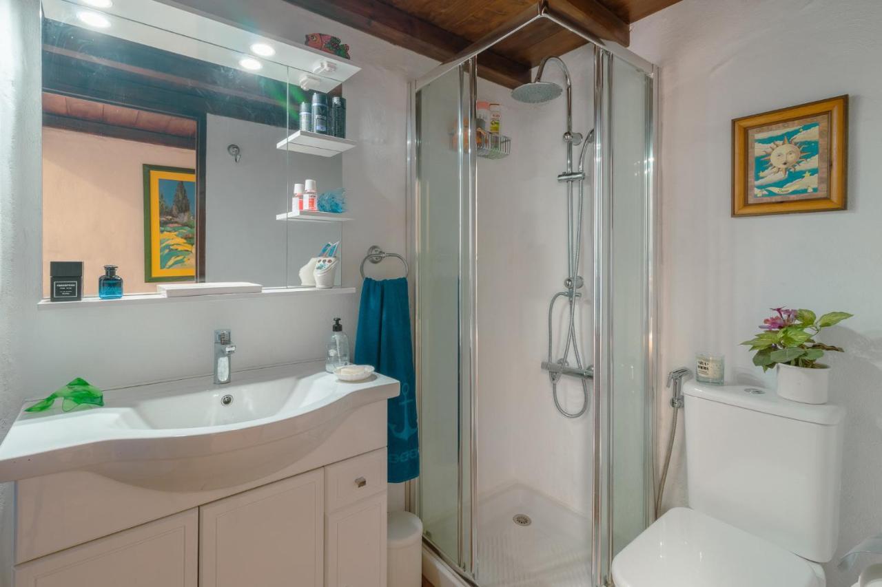 Flatguest Casa Del Sol - Terrace - Parking Vakantiehuis Las Palmas